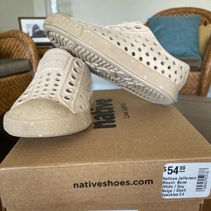Natives (Jeffersons)- Size 4 Toddler